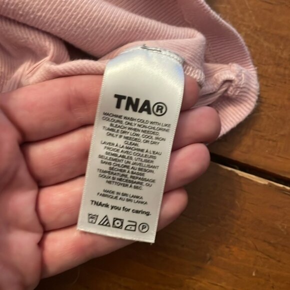 TNA Light Pink Ribbed Cropped Shirt - Picture 8 of 10